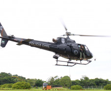 Helicóptero da Polícia Civil em voo