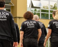 PCPR prende homem por homicídio tentado e descobre laboratório de drogas em Paranaguá