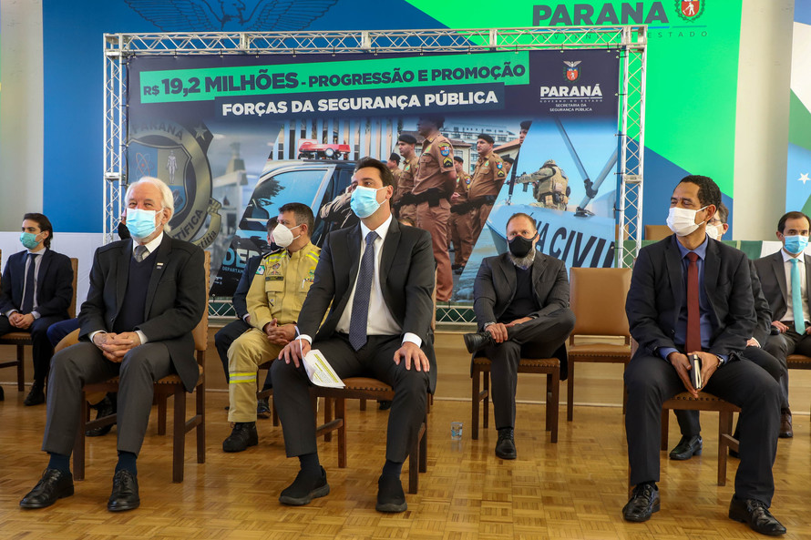 Governador autoriza promoções e progressões a 9.860 profissionais da Segurança Pública