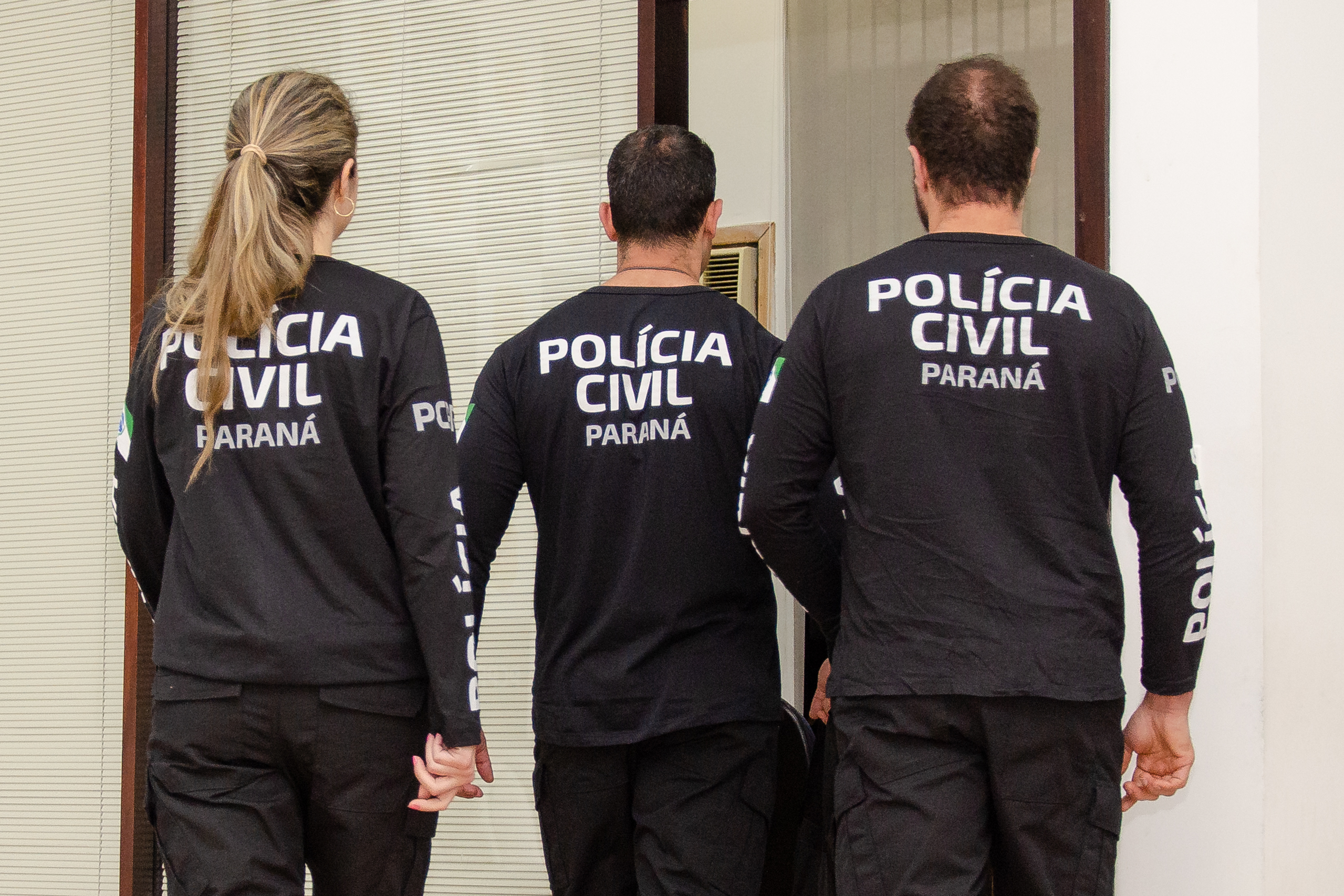 PCPR prende homem em flagrante por posse ilegal de arma de fogo em Ampére