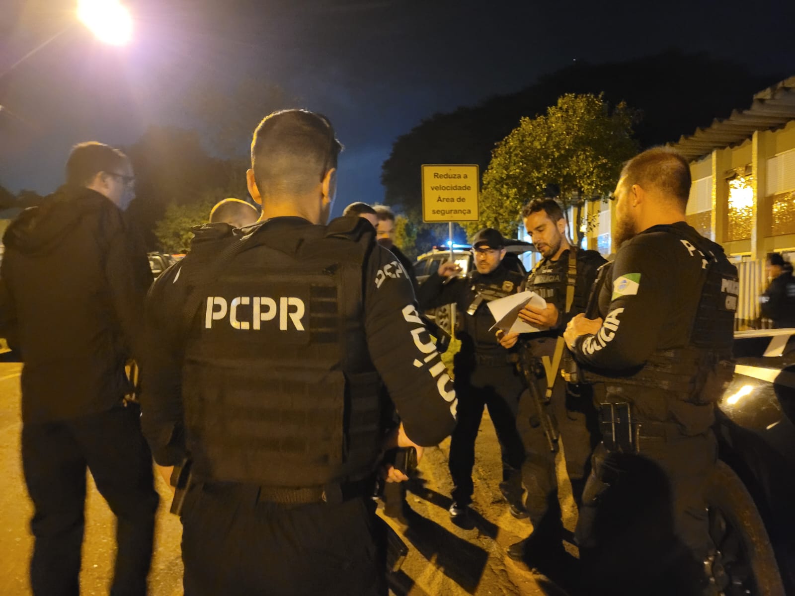 PCPR prende 40 pessoas de organização que movimentava R$ 1 milhão por semana