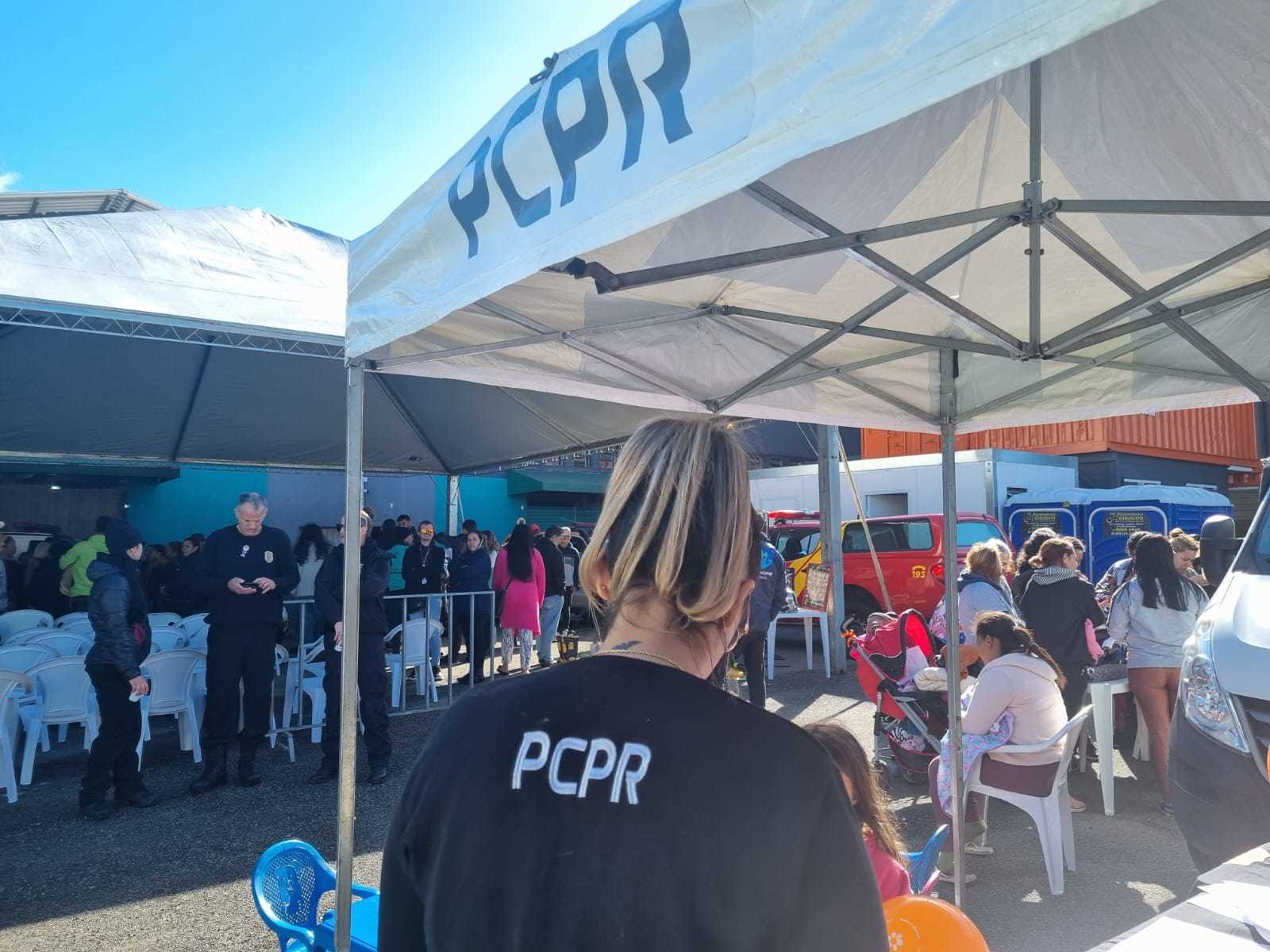 PCPR na Comunidade atende cerca de mil pessoas no bairro Parolin