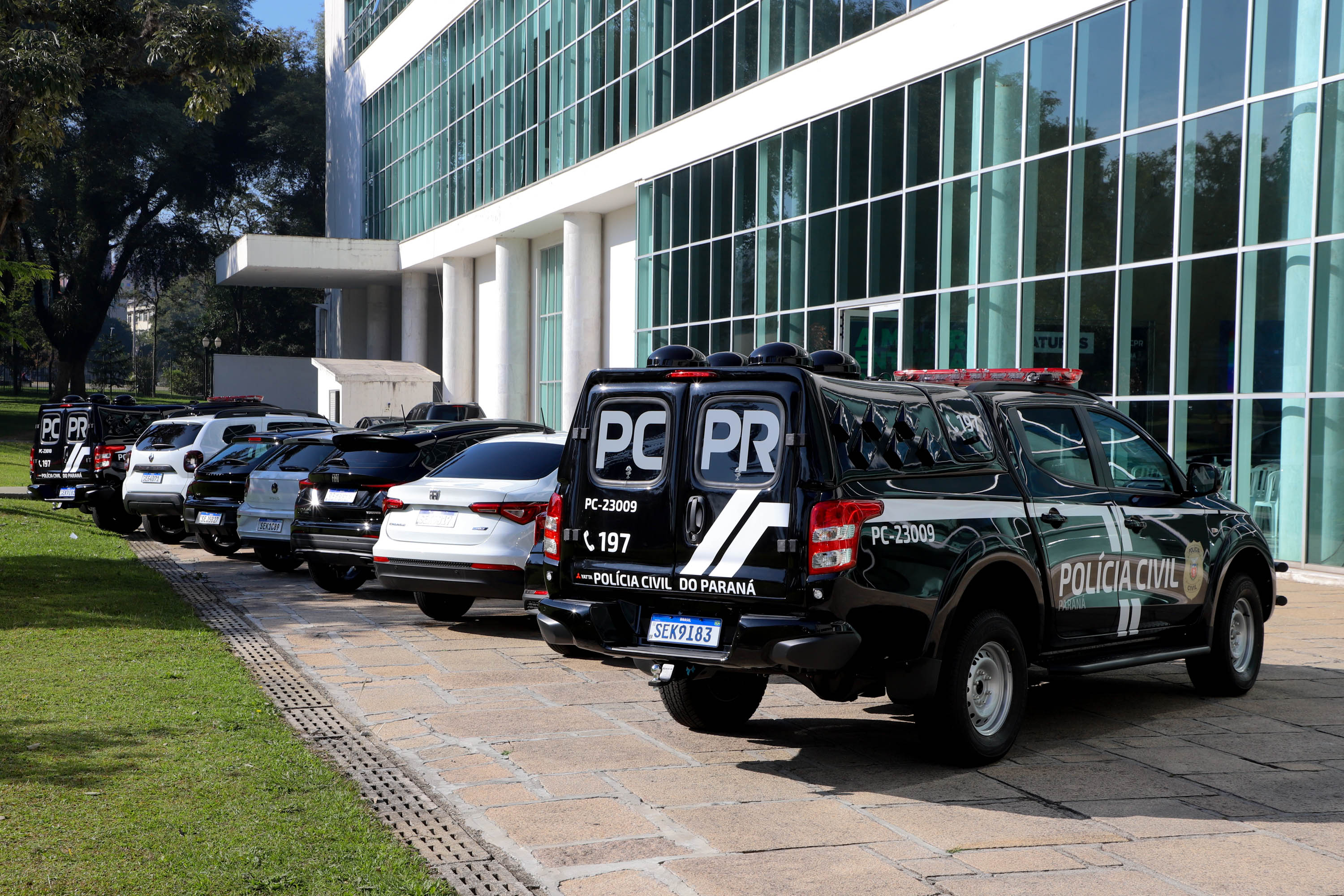 Com 922 novas viaturas, Polícia Civil do Paraná terá maior renovação de frota da história