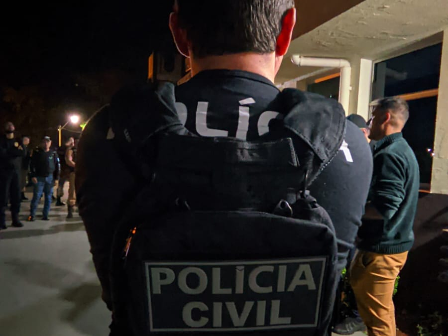 PCPR e PMPR prendem duas pessoas em flagrante por tráfico de drogas em Porecatu