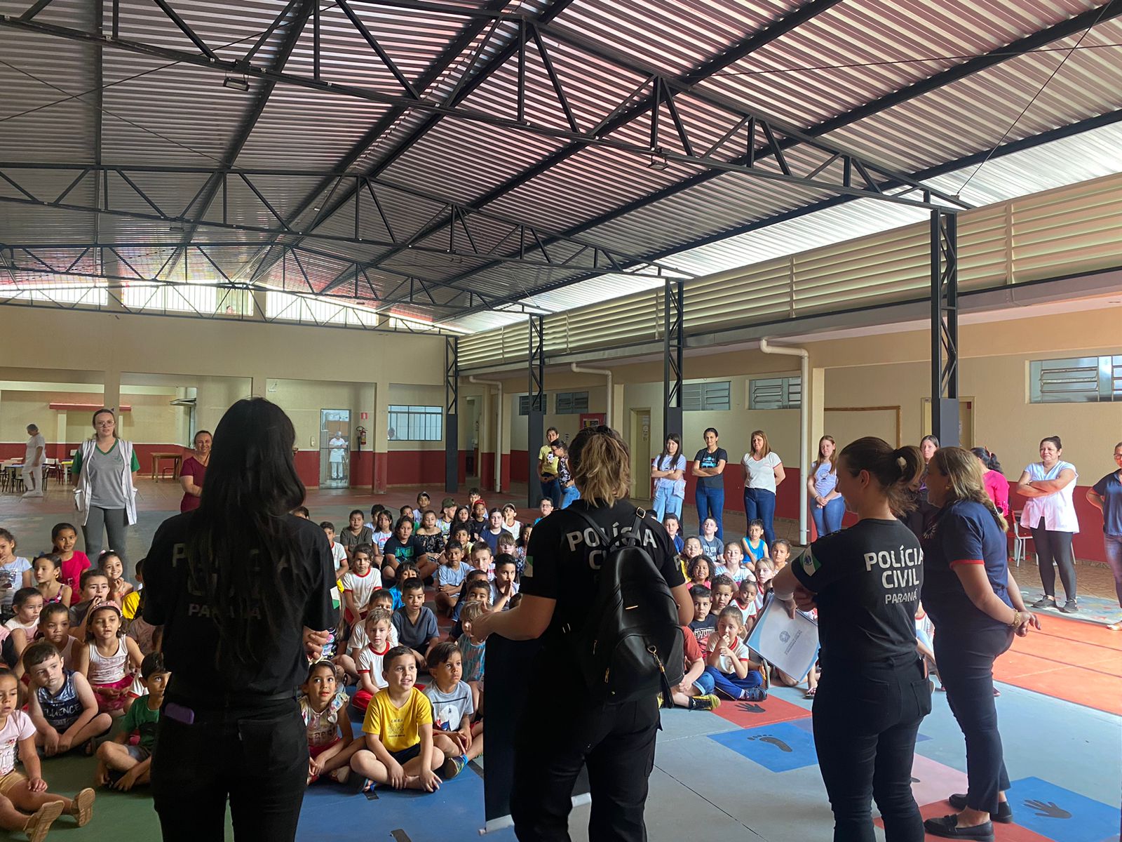 PCPR ministra palestras para 1,9 mil pessoas em ações educativas de combate à violência contra mulher