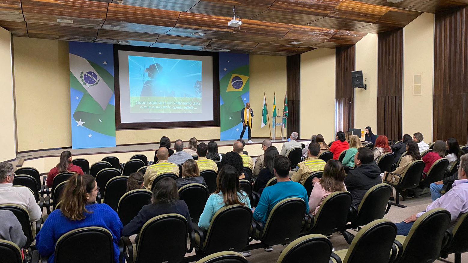 PCPR promove palestra sobre autogestão e saúde psicológica em Curitiba