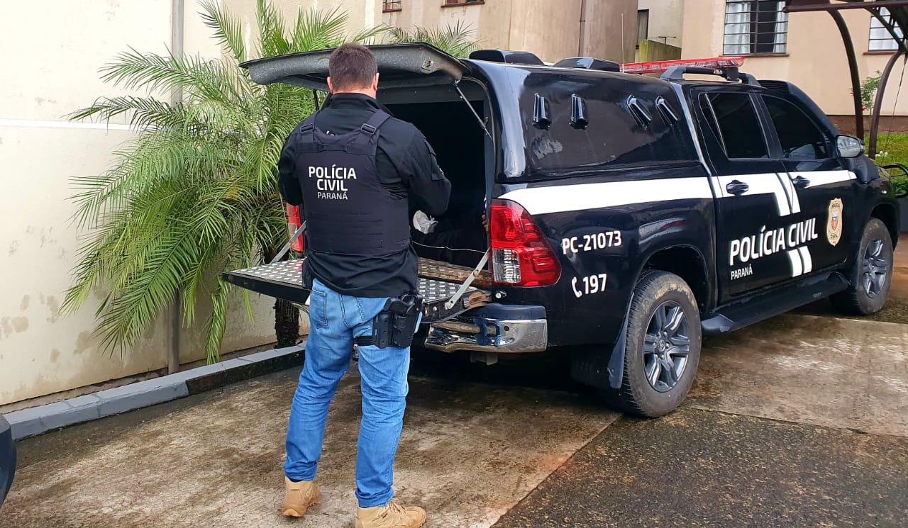 PCPR e GM prendem mulher em flagrante por tráfico de drogas em Ponta Grossa