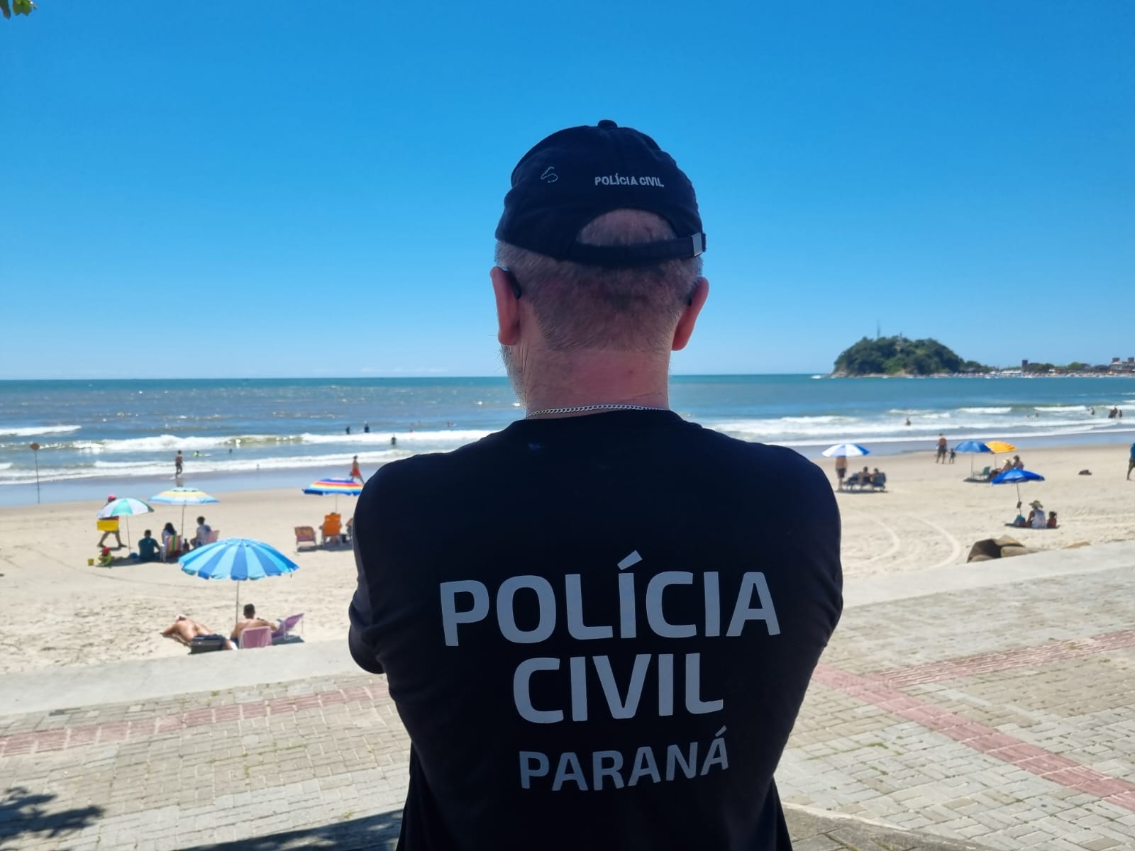 PCPR e Corpo de Bombeiros resgatam vítima de afogamento em Matinhos