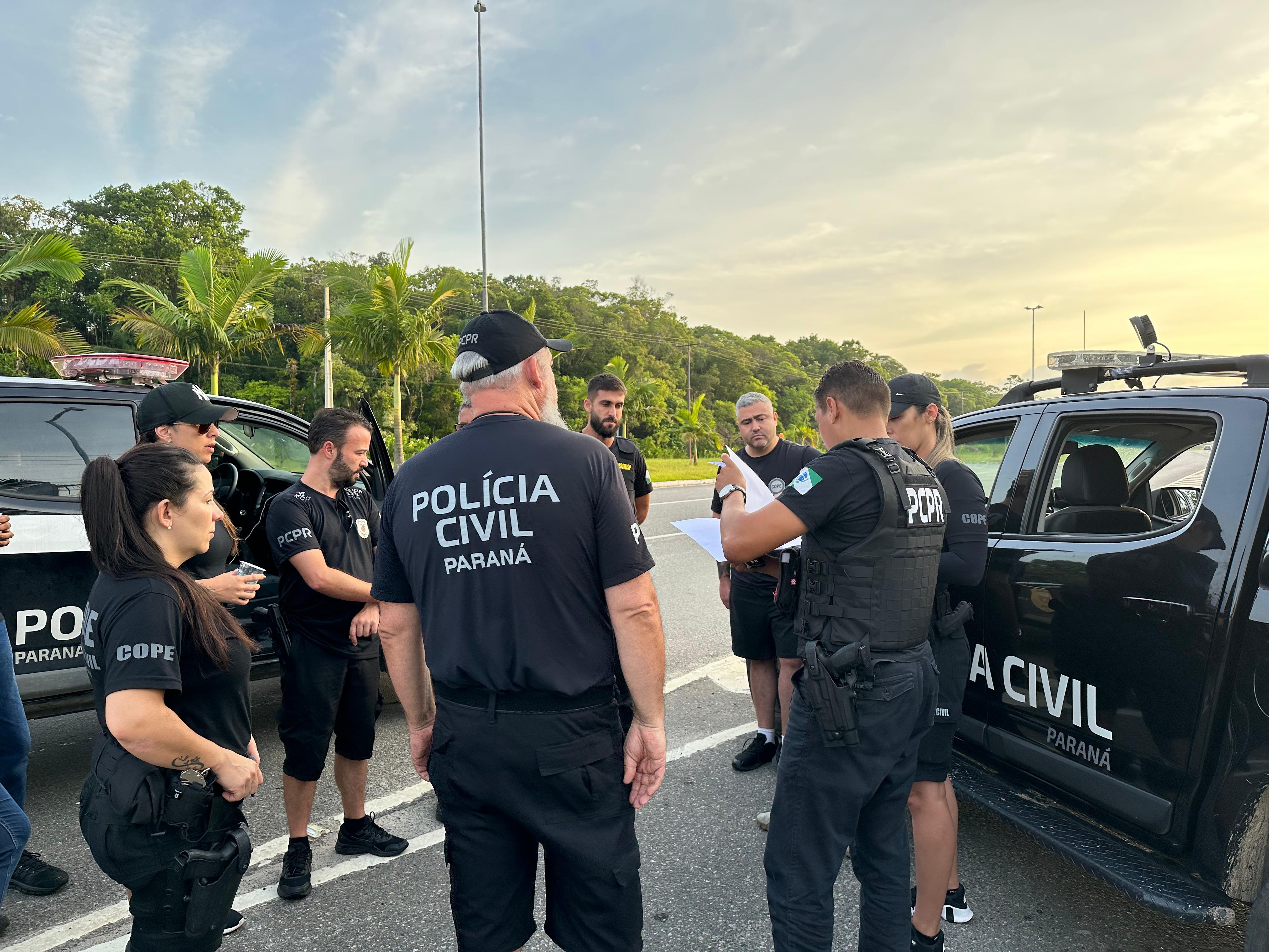 PCPR prende quatro pessoas em operação que apura homicídio ocorrido em Guaratuba