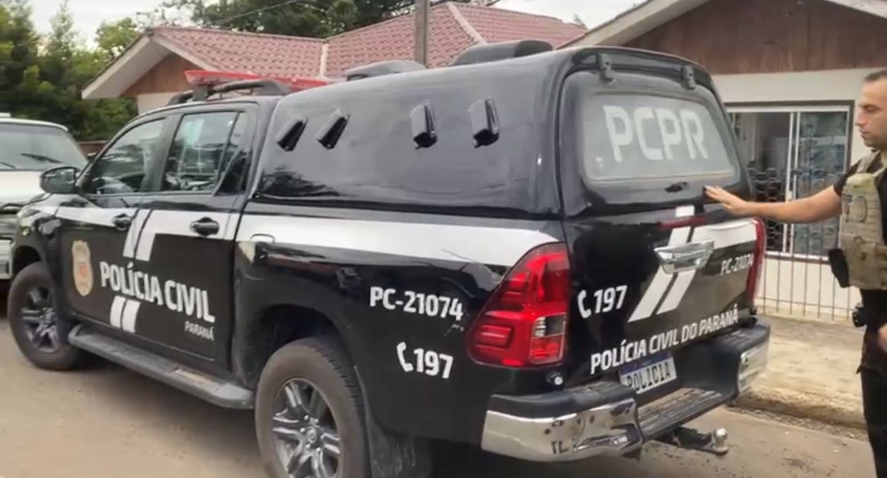 PCPR prende cinco pessoas em Teixeira Soares