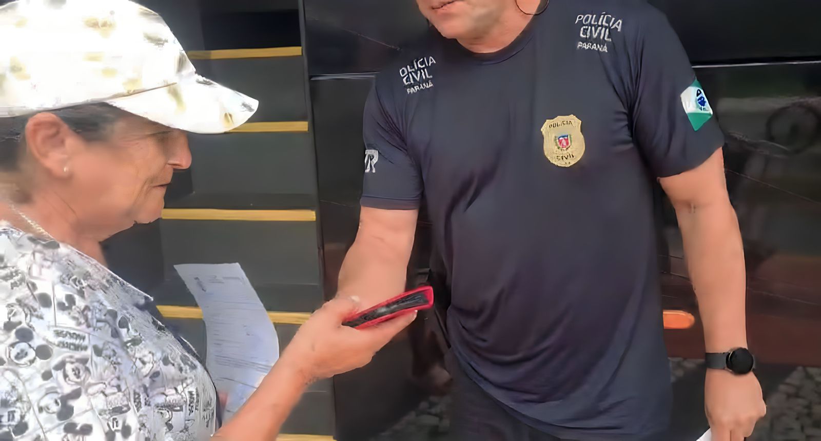 PCPR restitui celulares de cidadãos extraviados durante show do Verão Maior Paraná 1