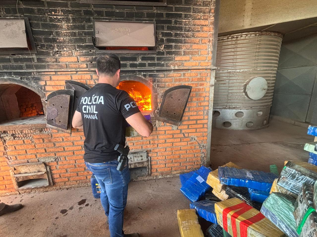 PCPR incinera 1,5 toneladas de maconha em Manoel Ribas