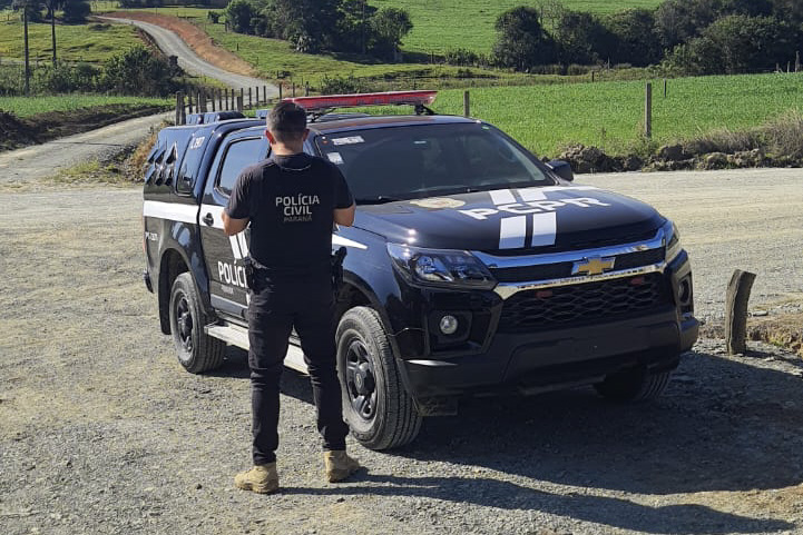 PCPR prende dois homens por posse ilegal de arma de fogo em Irati