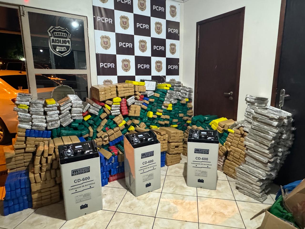 PCPR apreende 956 quilos de maconha em Foz do Iguaçu