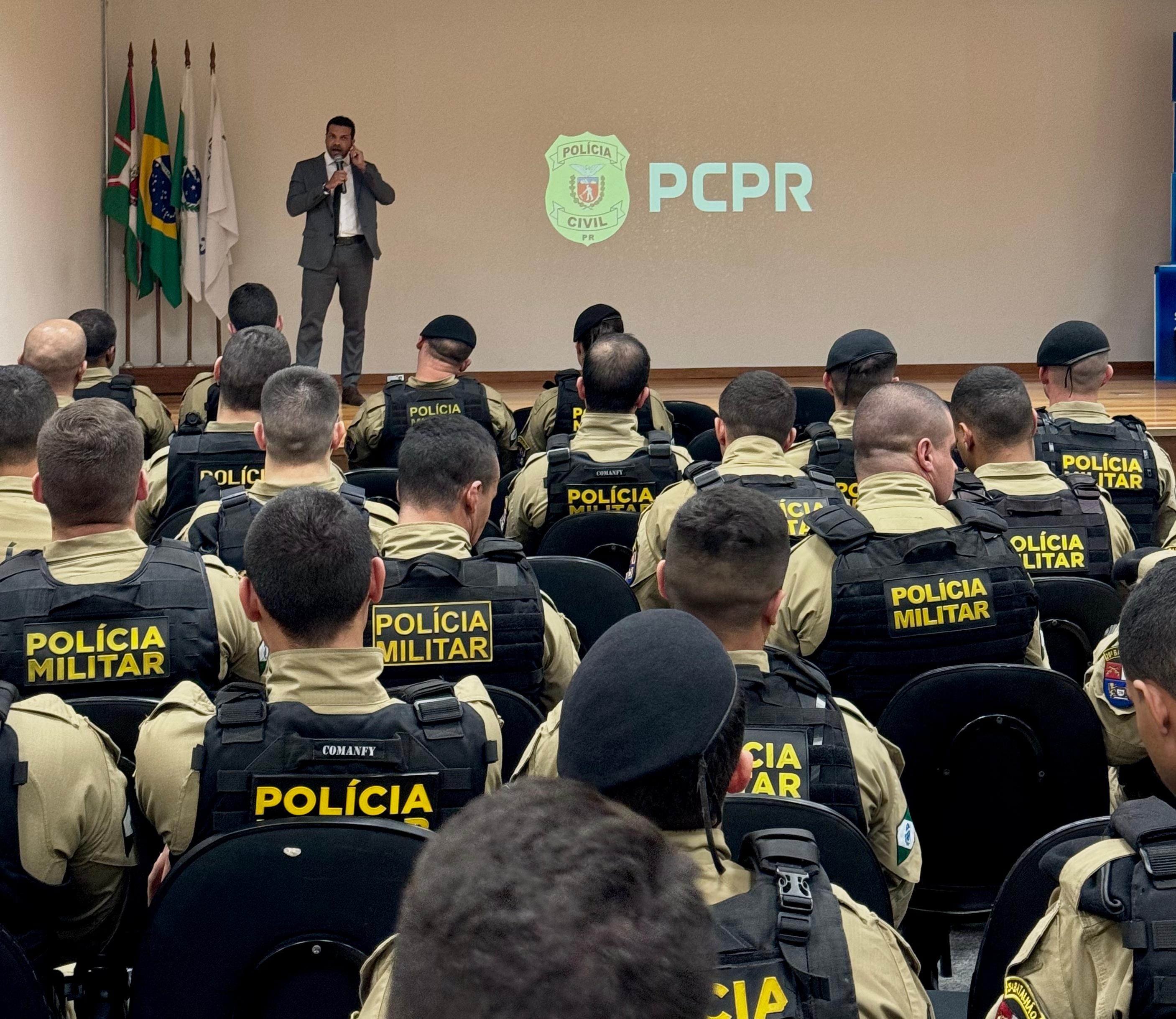 PCPR ministra palestra sobre crimes de trânsito para PMPR em Curitiba