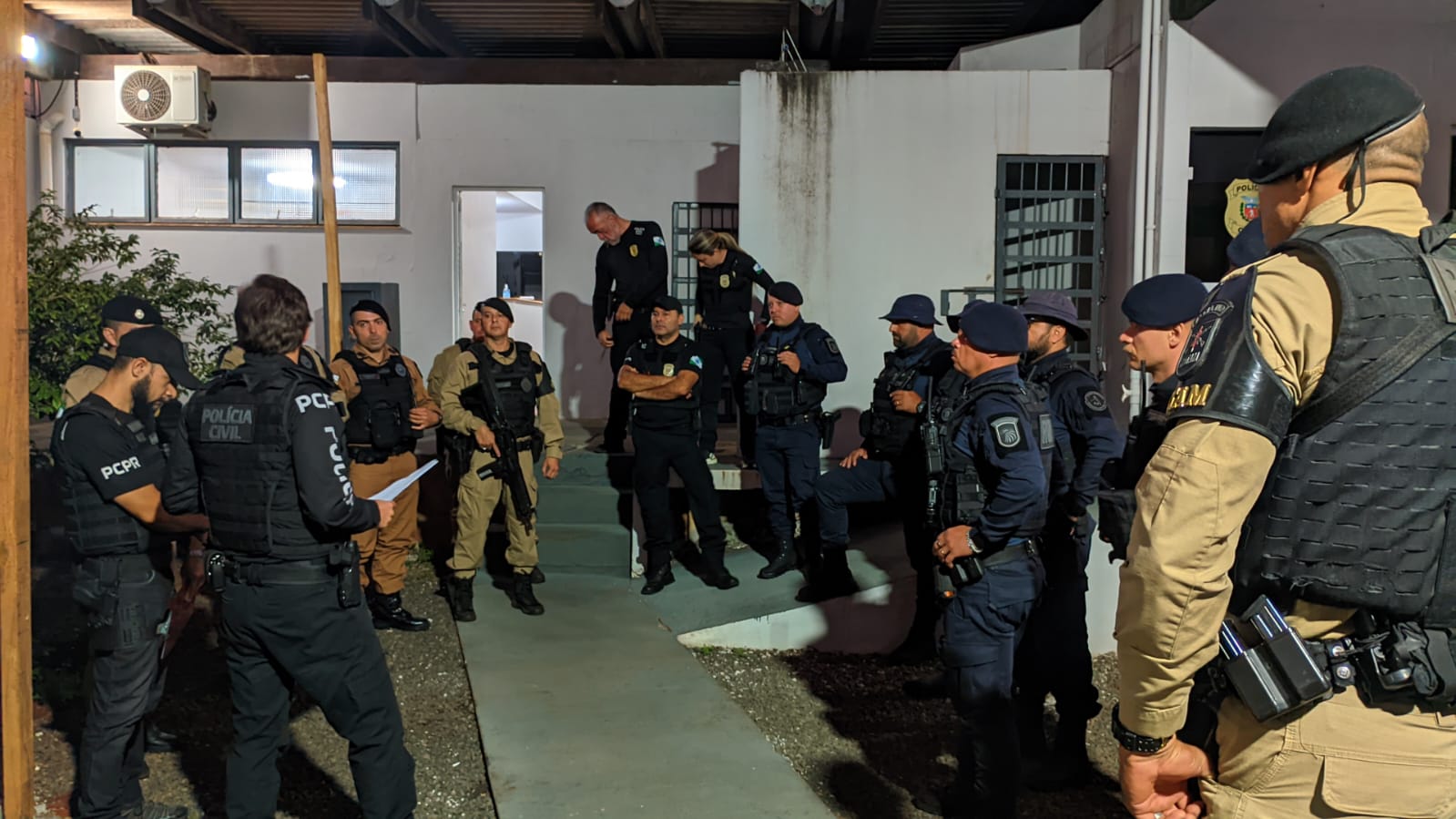 PCPR, PMPR e GM apreendem cinco máquinas de caça níquel durante operação em Arapongas