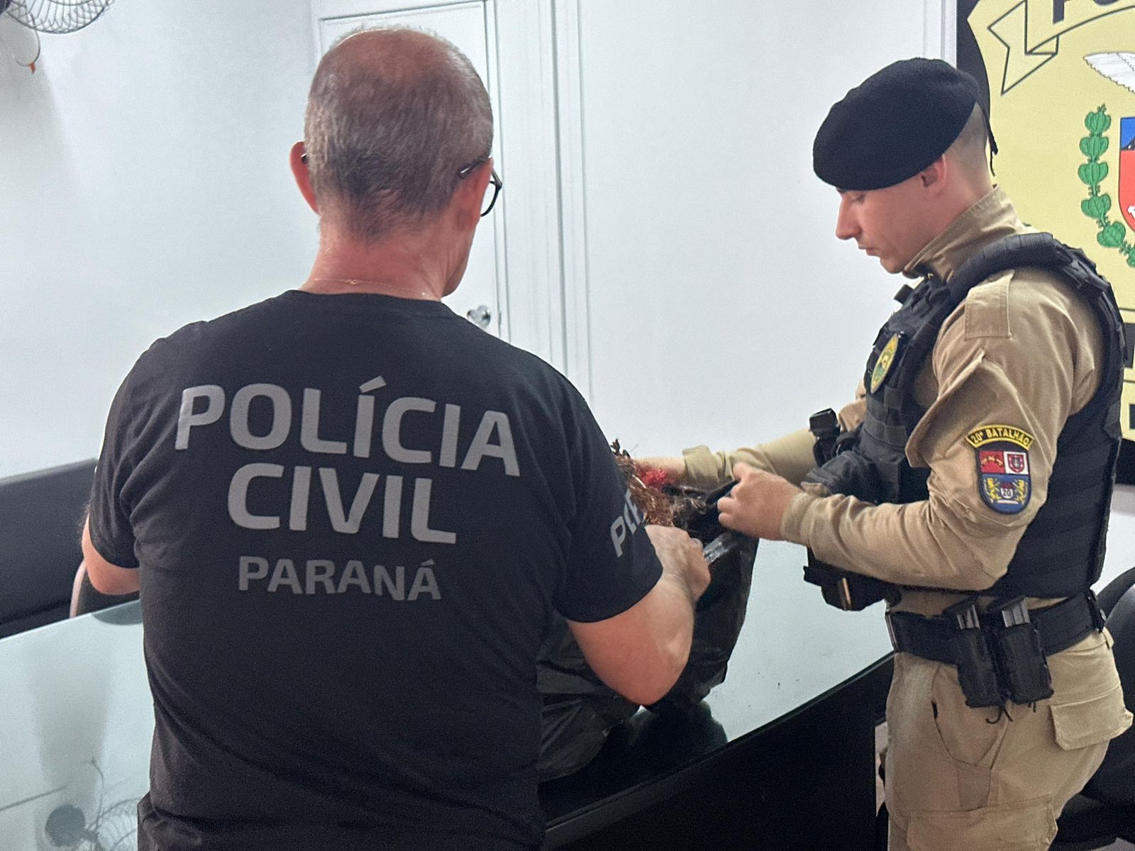 PCPR prende três pessoas em operação contra o furto e receptação de fios de cobre em Curitiba