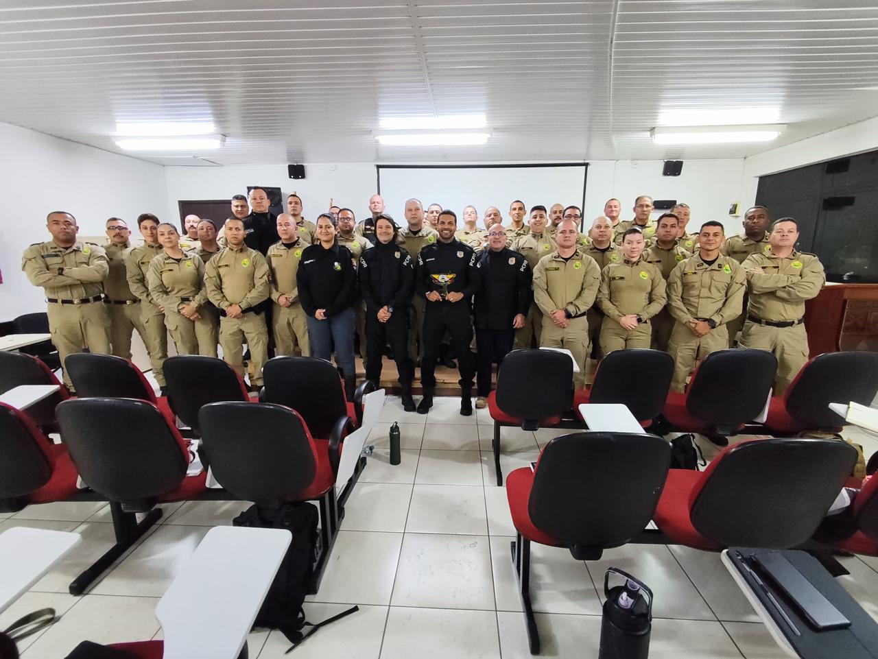 PCPR promove palestra sobre crimes de trânsito na sede da BPRv em Maringá
