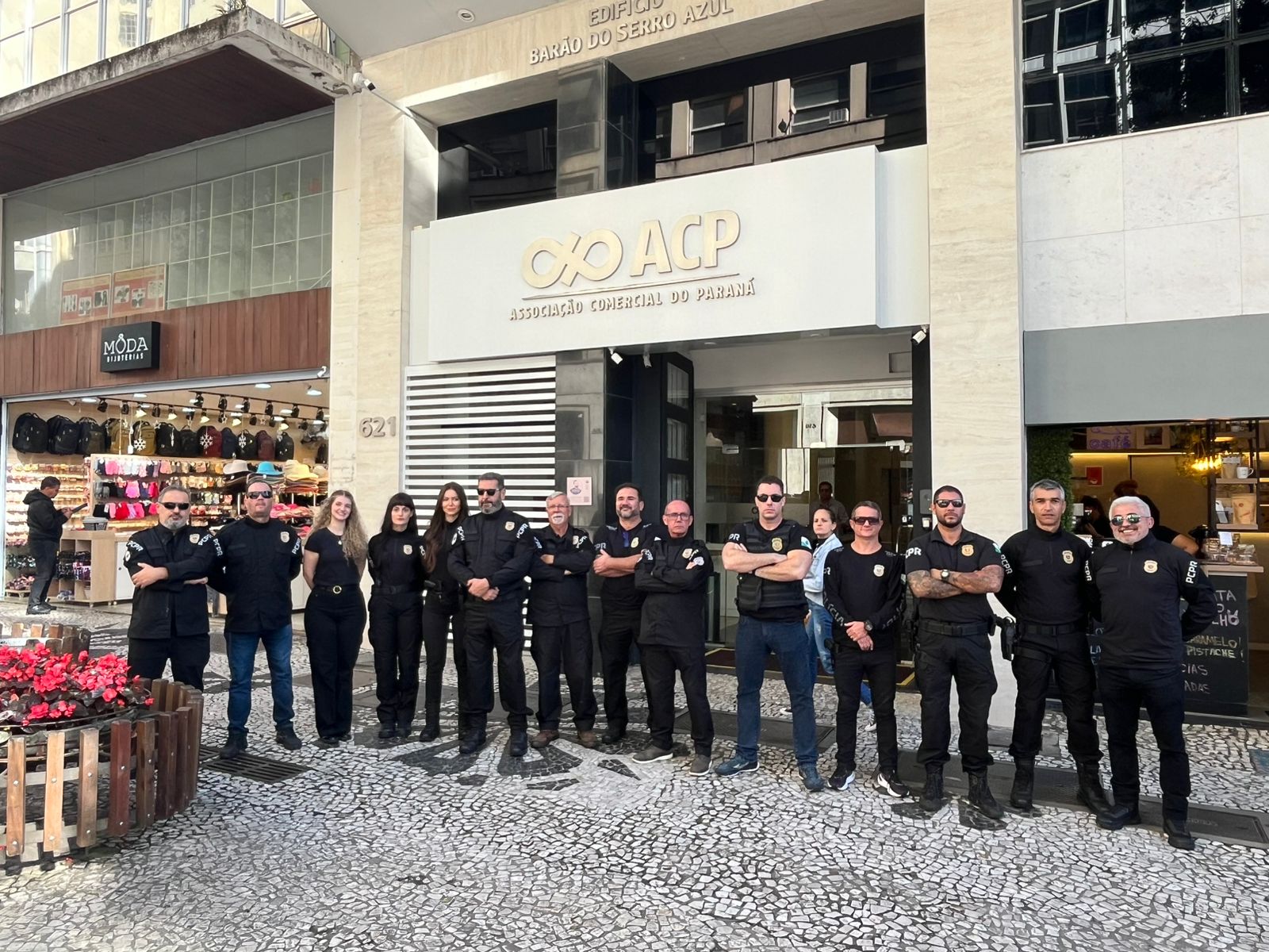 PCPR participa de Caminhada do Bem-Estar de Autocuidado no Centro de Curitiba