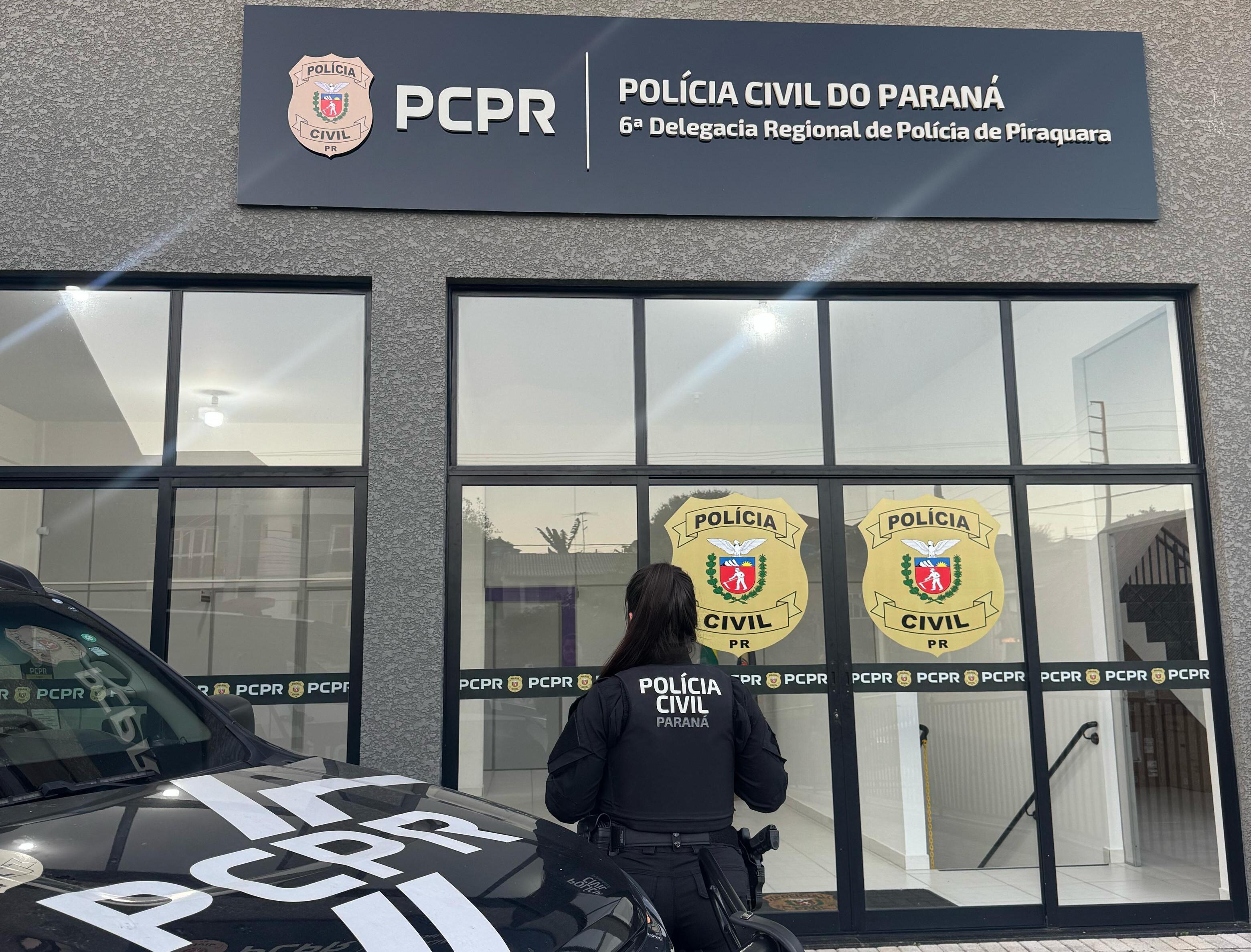 PCPR e PMPR prendem homem em flagrante por violência doméstica em Piraquara