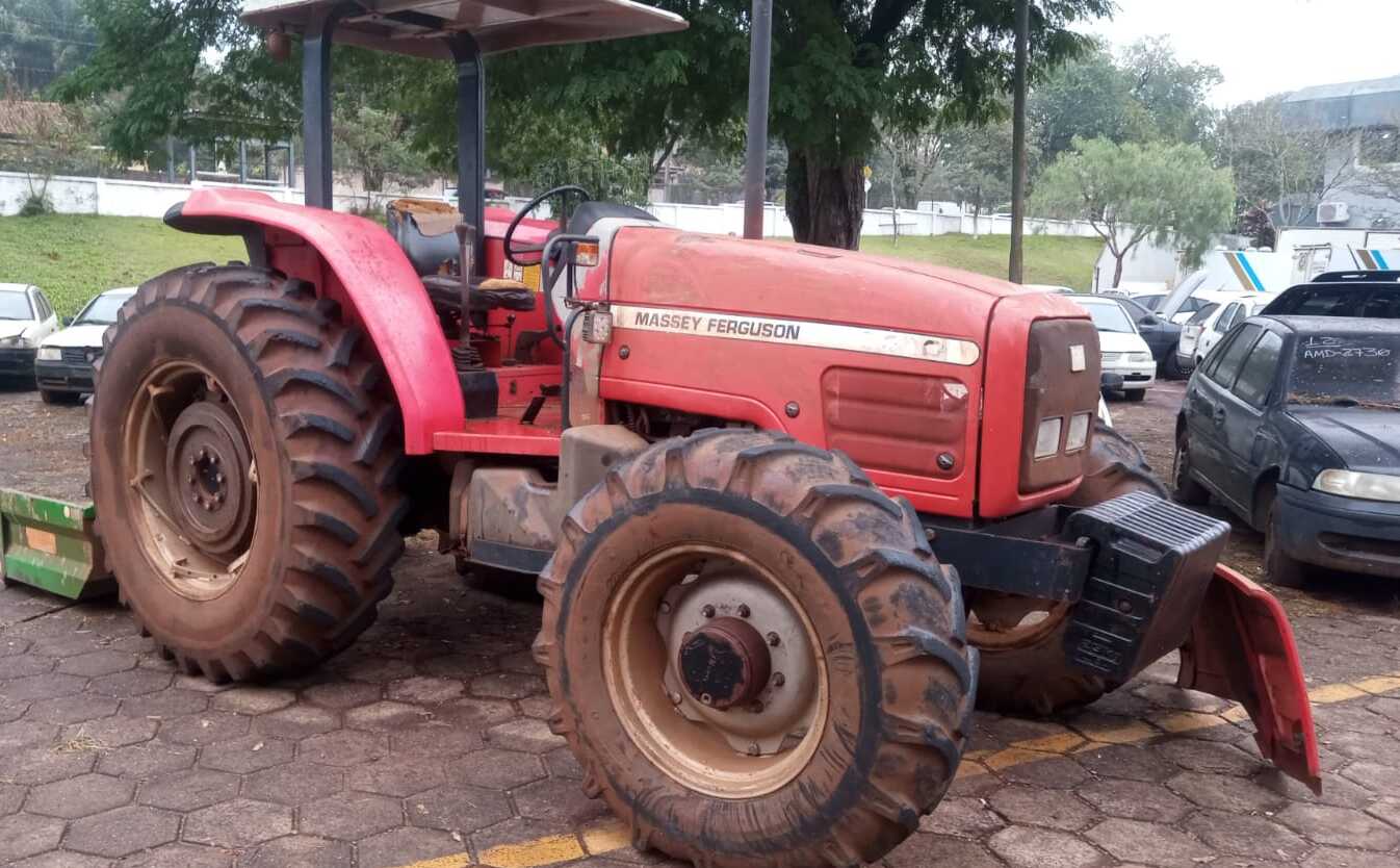 PCPR recupera trator avaliado em R$ 150 mil em Cascavel