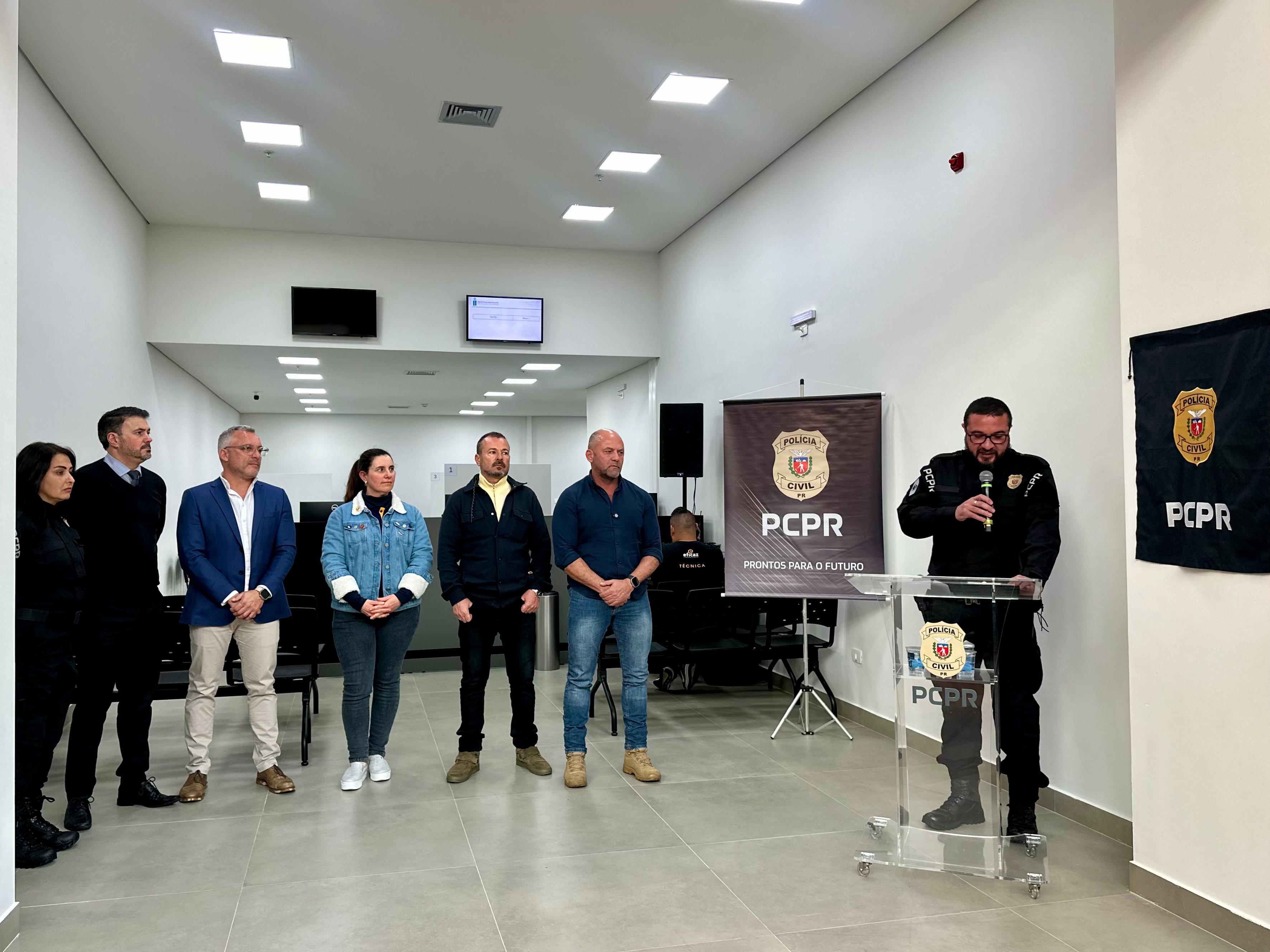 PCPR inaugura novo posto de identificação no Shopping Jockey Plaza, em Curitiba