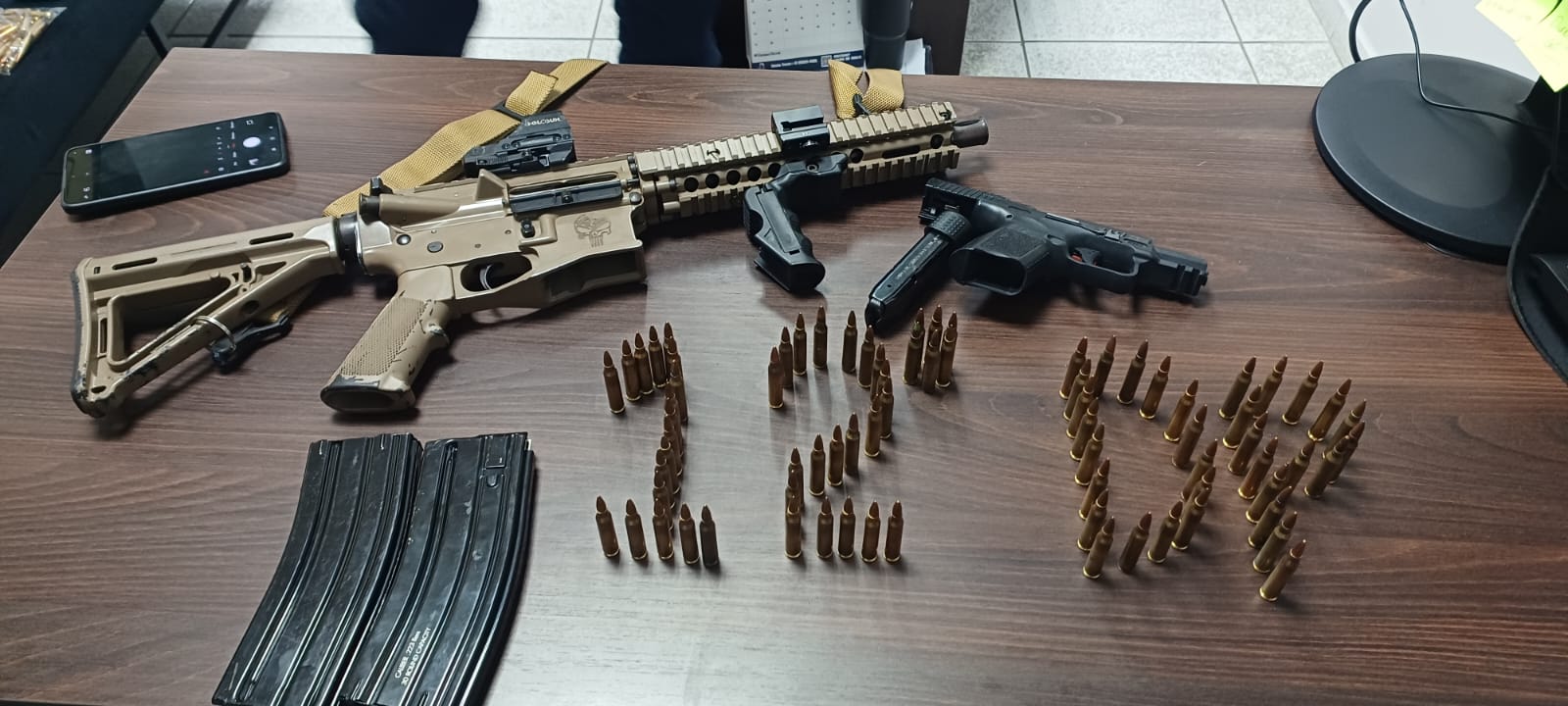 PCPR prende dois homens em flagrante e apreende diversos itens em Piraquara