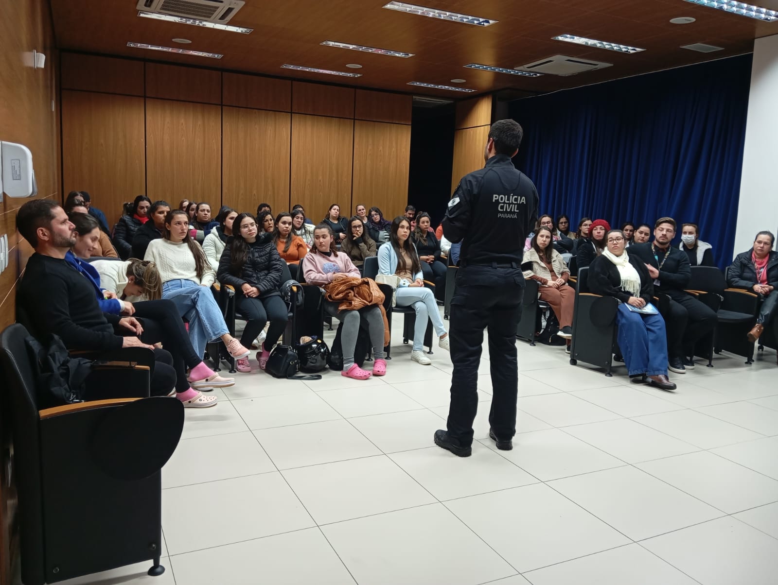 PCPR participa de uma roda de conversa com estudantes da SENAC em Francisco Beltrão