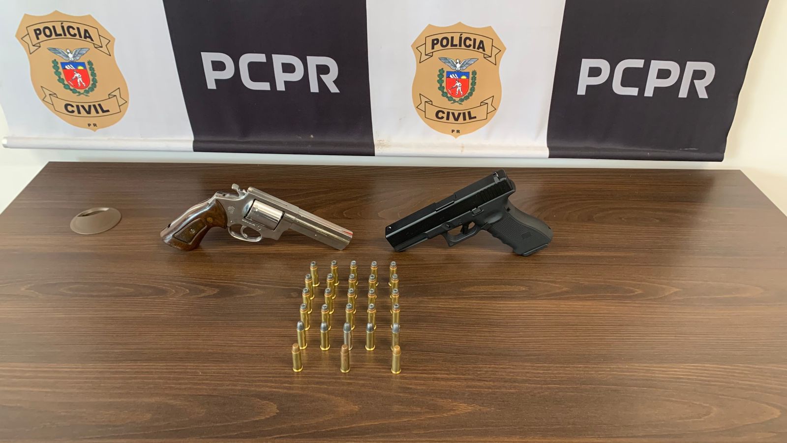 PCPR prende agiota e apreende arma de fogo em Araucária