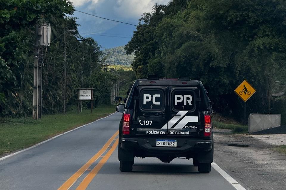 PCPR indiciou homem que induziu os filhos a confeccionar canudos para o uso de cocaína em Guaraqueçaba