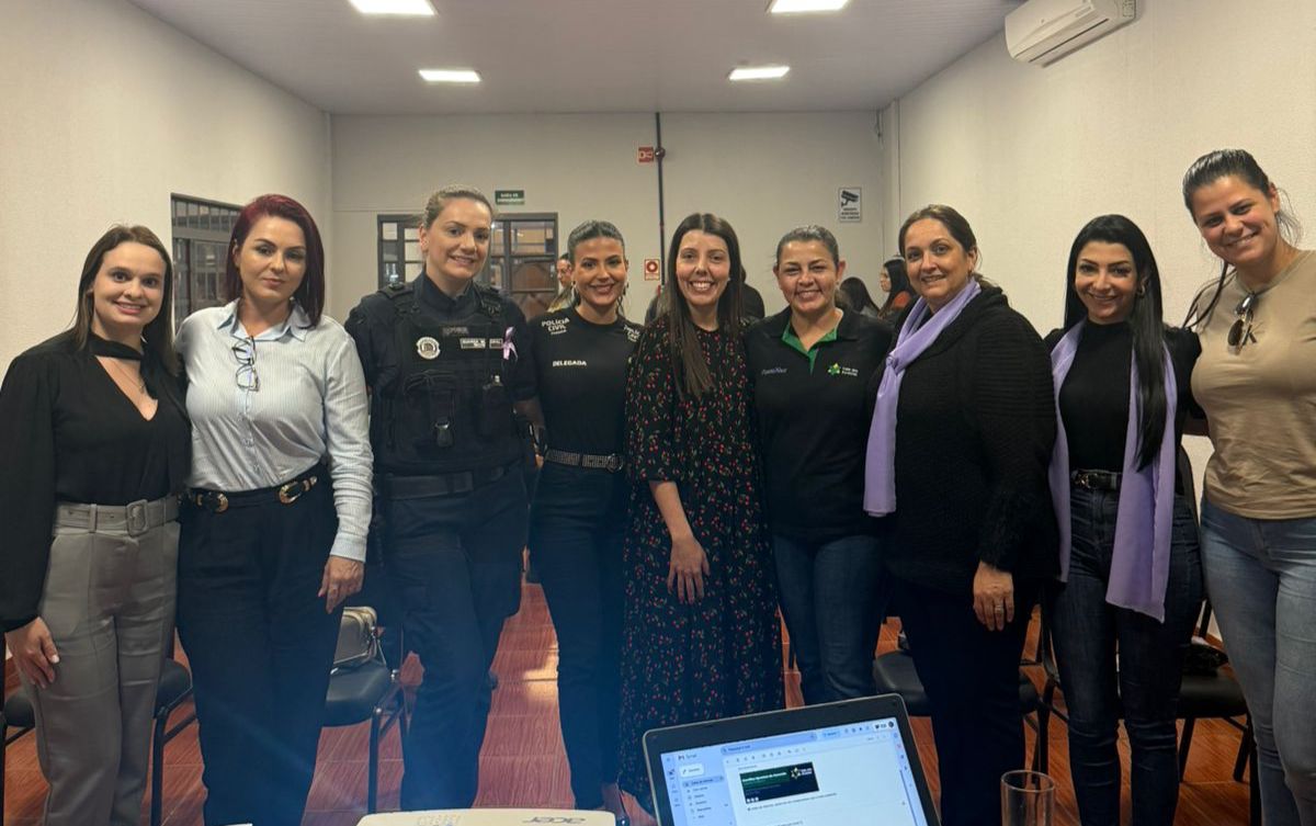 PCPR promove ação de conscientização pelo Agosto Lilás em Arapongas