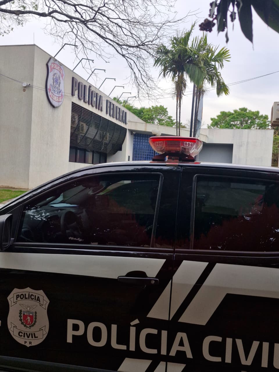 PCPR e PMPR prendem homem por estelionato e uso de documento falso em Paranacity