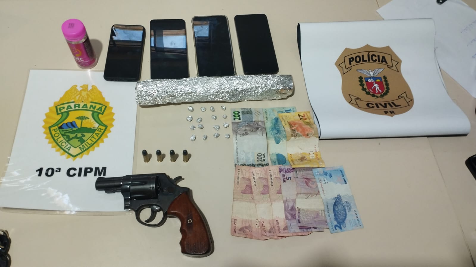 PCPR e PMPR prendem três pessoas em flagrante por tráfico de drogas em Palmital