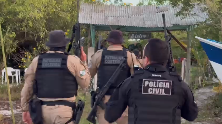 PCPR e PMPR prendem casal e apreendem cerca de meio quilo de maconha durante operação na Ilha Superagui