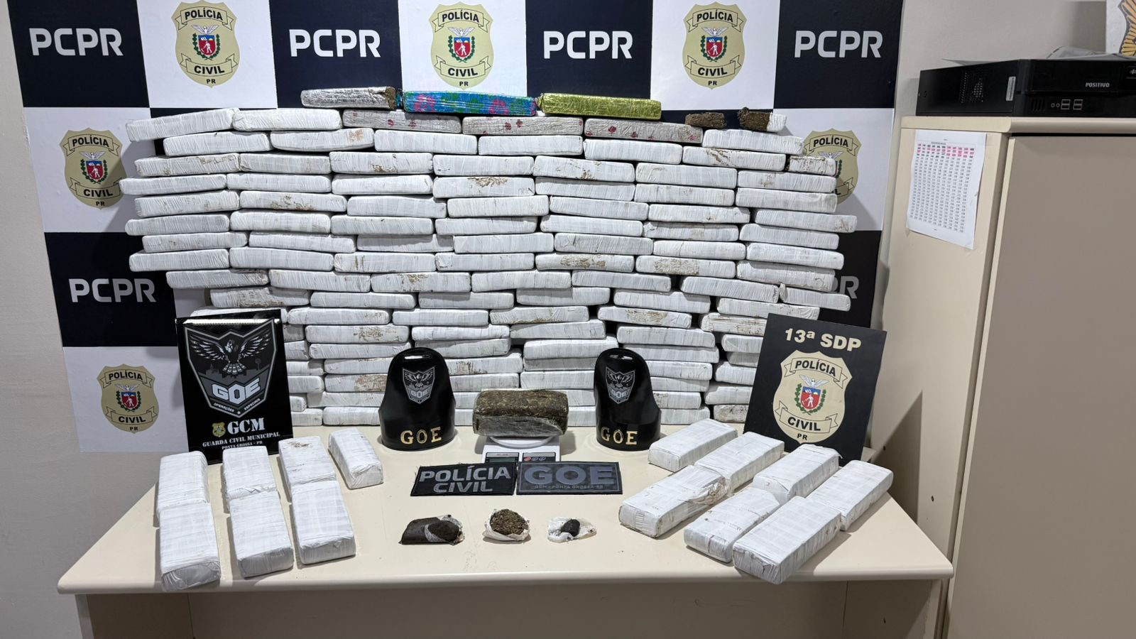 PCPR e GCM apreendem 100kg de entorpecentes em Ponta Grossa