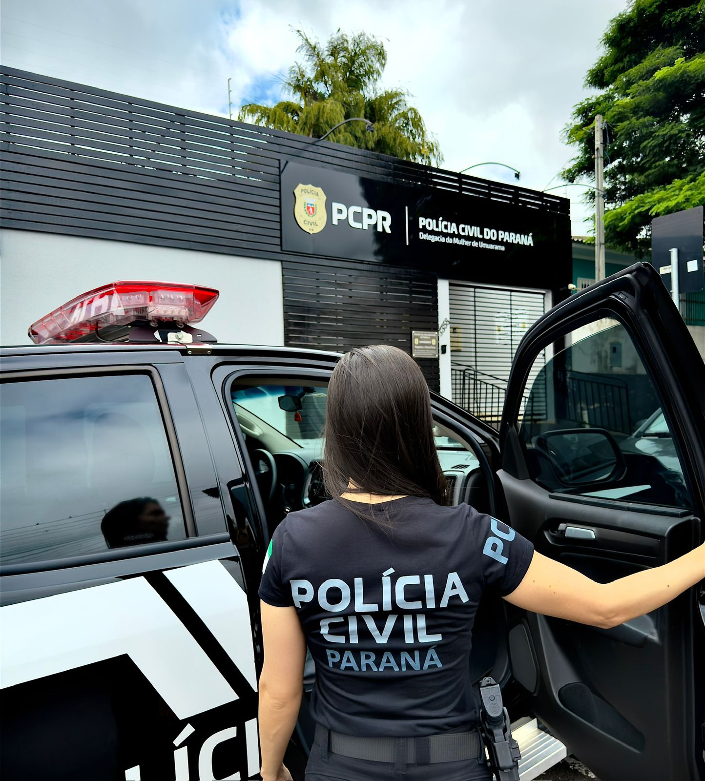 PCPR prende homem em flagrante por armazenamento de pornografia infantojuvenil em Umuarama