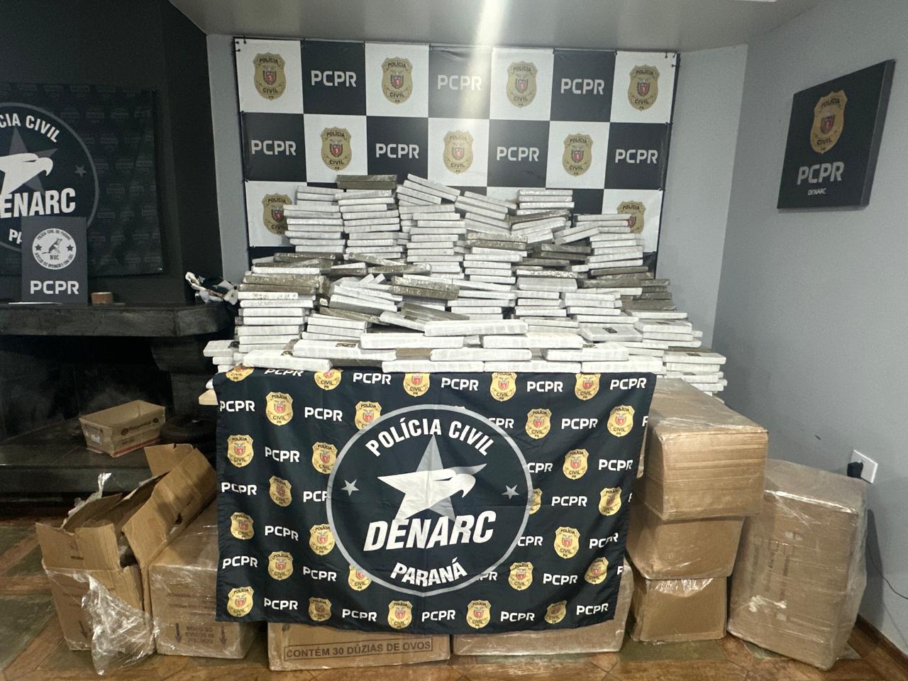 PCPR prende homem em flagrante e apreende mais de uma tonelada de maconha em Cascavel 