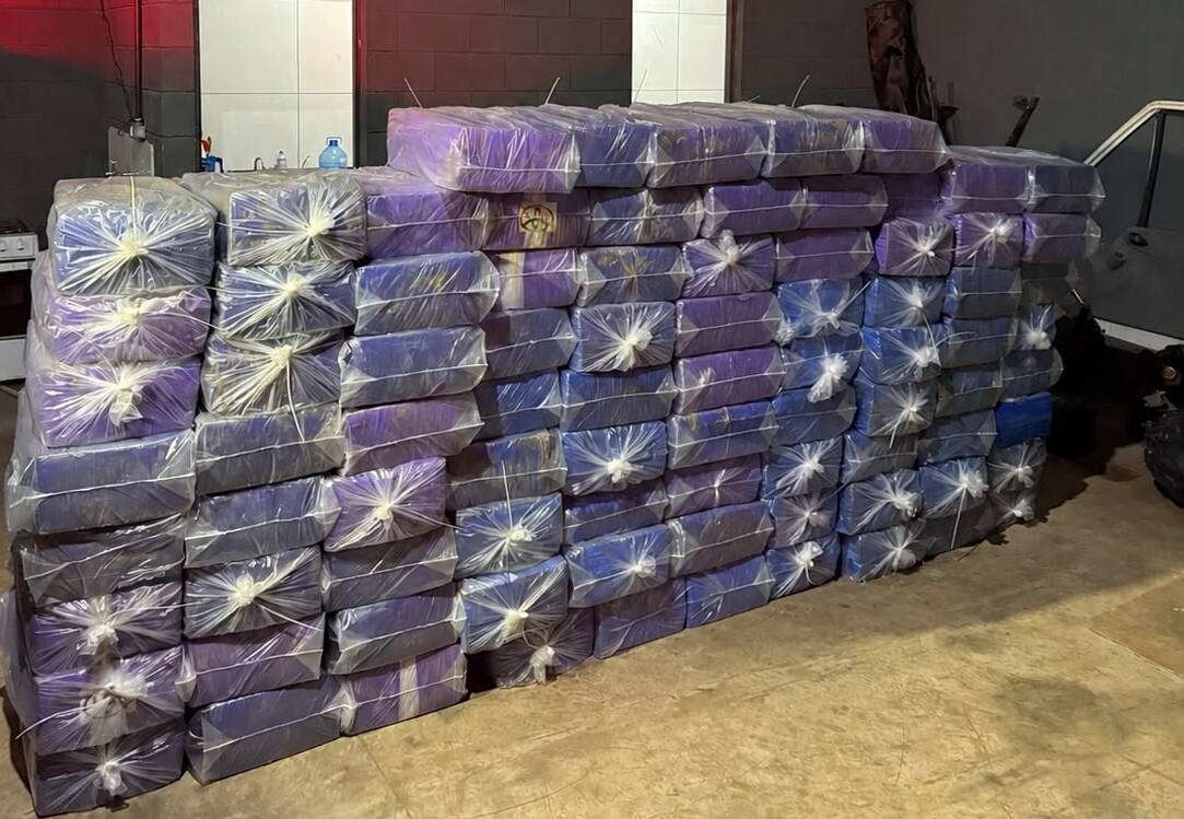 PCPR localiza depósito de drogas e apreende mais de 2 toneladas de maconha em Paranavaí 
