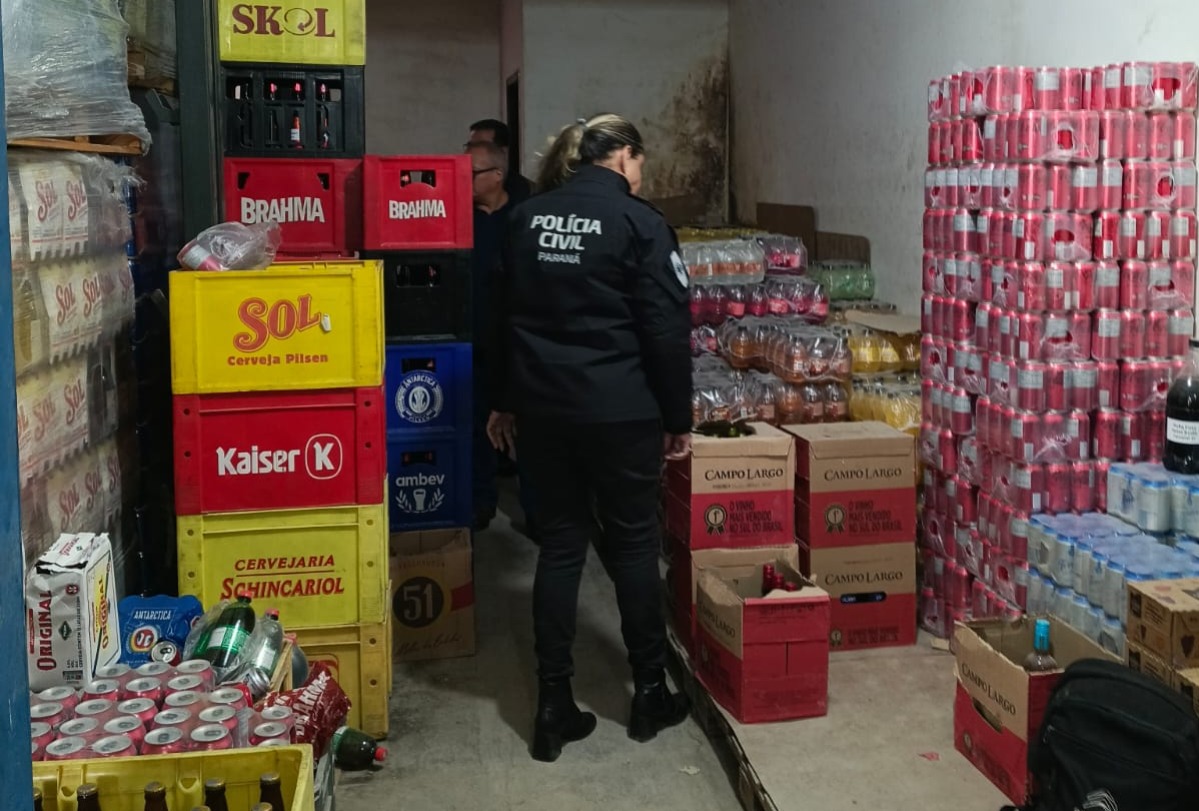 PCPR prende homem e apreende mais de 8,4 mil garrafas de vinho falsificadas em Curitiba