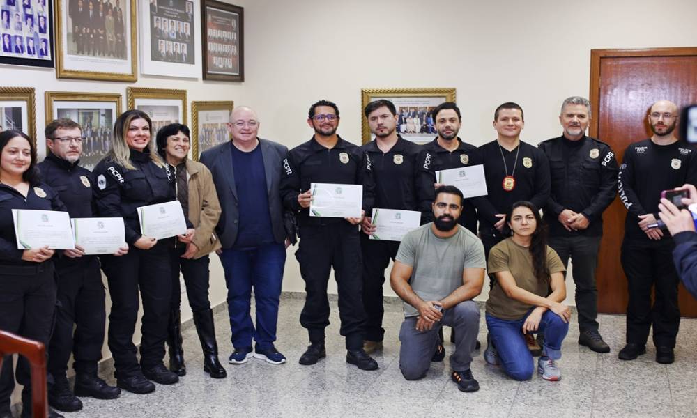PCPR participa da cerimônia de entrega de Votos de Louvor e Congratulações em Paranaguá