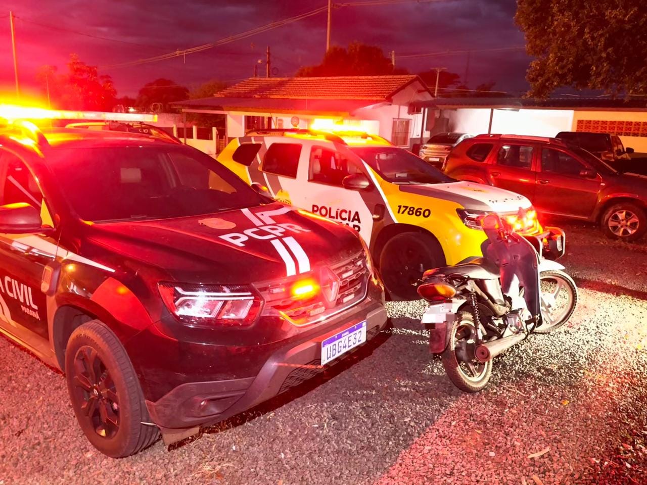 PCPR e PMPR recuperam motocicleta furtada em Umuarama