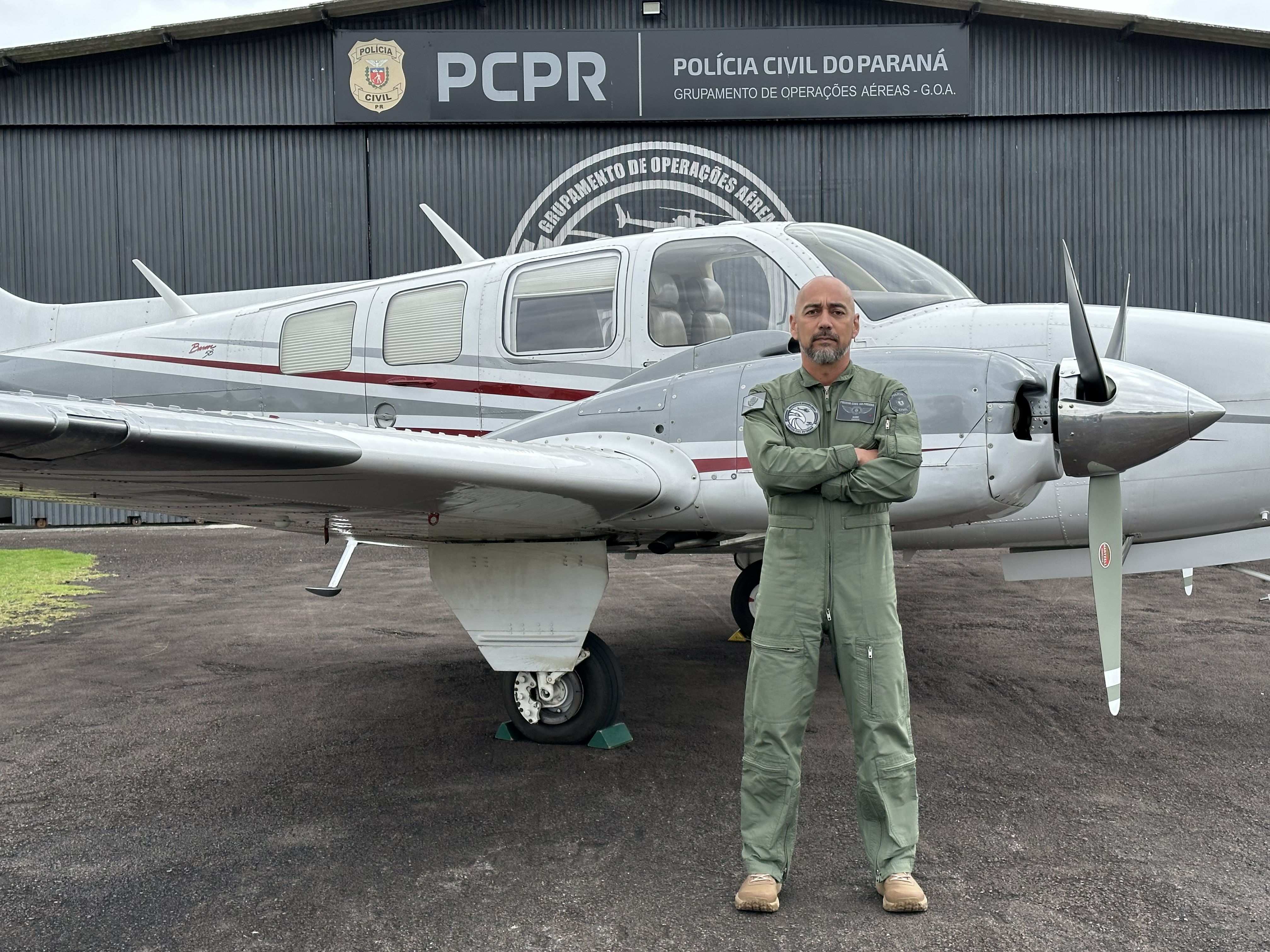 Com seu primeiro comandante de avião, PCPR intensifica uso de aeronave de asa fixa