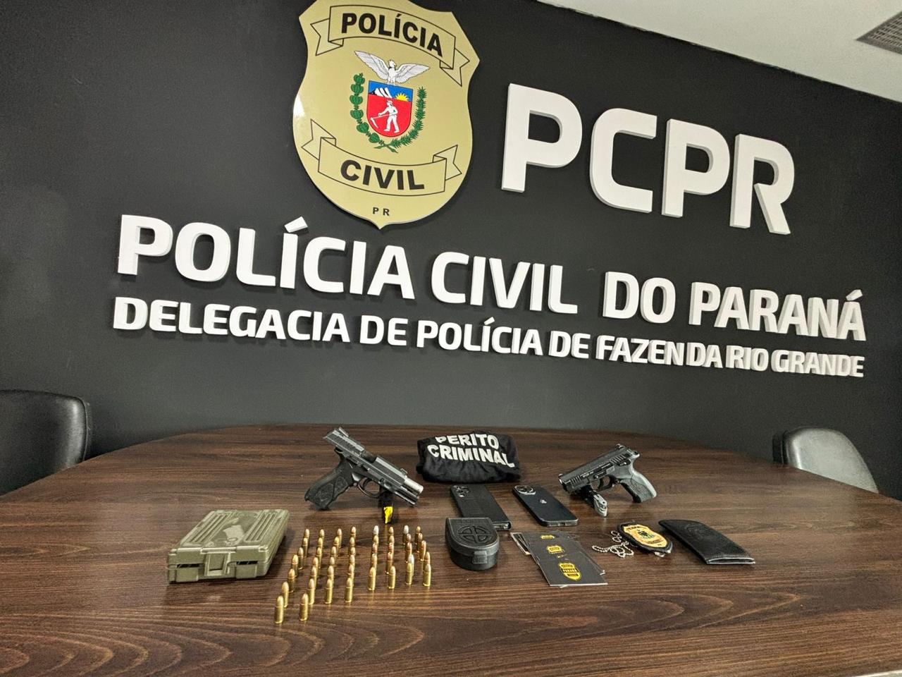 PCPR prende homem em flagrante e apreende arma de uso restrito em Fazenda Rio Grande