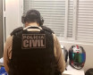 Policial civil cumprindo mandados 