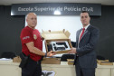 Entrega armas de choque