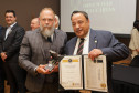 Governador comemora avanços na segurança pública em entrega de homenagens da Polícia Civil