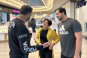 PCPR realiza ação do Outubro Rosa em shopping de Curitiba 