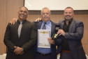 PCPR realiza entrega de medalhas de serviço policial para servidores em Curitiba    