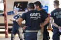 Forças de segurança prendem 36 integrantes de organização criminosa em megaoperação em Quedas do Iguaçu