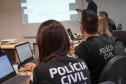 Policiais civis participam de habilitação em Sistema Automatizado de Identificação Biométrica em Curitiba